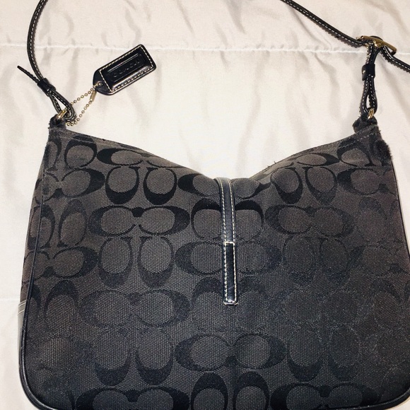 Gifting - Picture 3 of 14